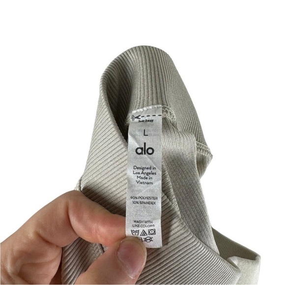 Alo Yoga Goddess Ribbed High Waist Short - Picture 4 of 4